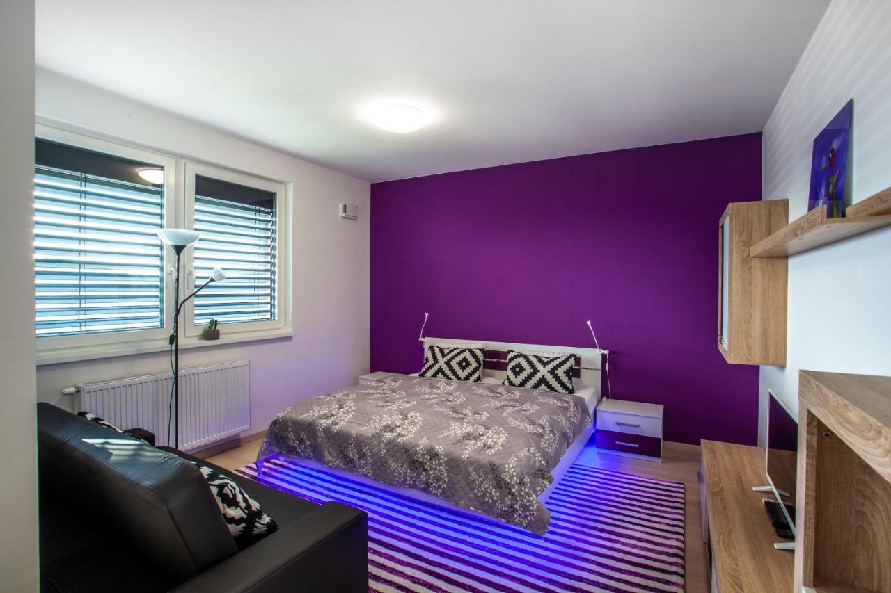 Air-Conditioned City View Apartment 24H Check-In Bratislava Extérieur photo