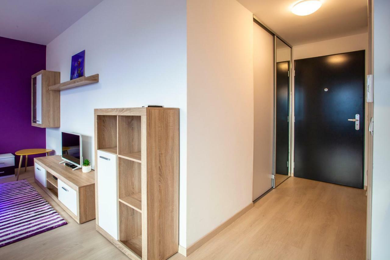 Air-Conditioned City View Apartment 24H Check-In Bratislava Extérieur photo